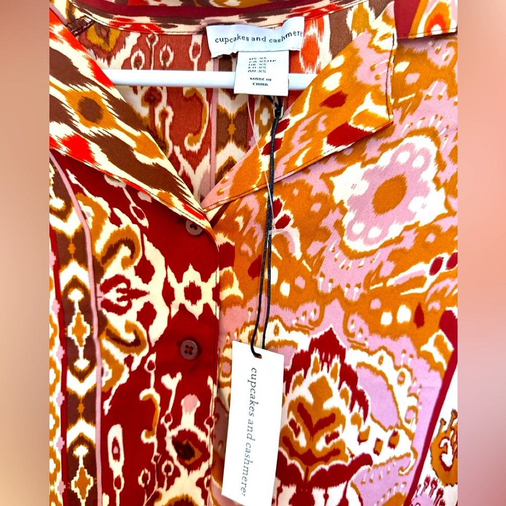 NWT Cupcakes and Cashmere blouse- XS